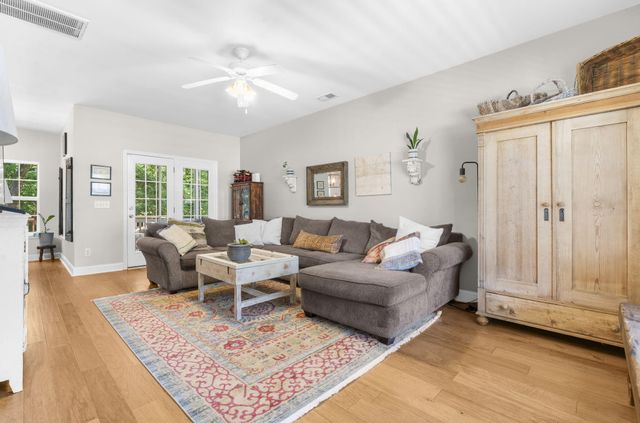 1007 Steelechase Lane, Hanahan, SC 29410