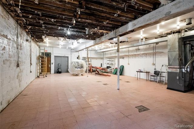 2200 Vermont Street, Detroit, MI 48216