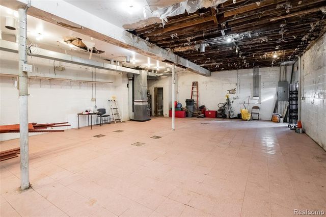 2200 Vermont Street, Detroit, MI 48216