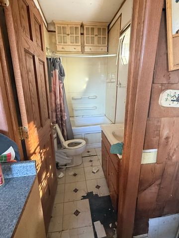 445 155th Place, Calumet City, IL 60409