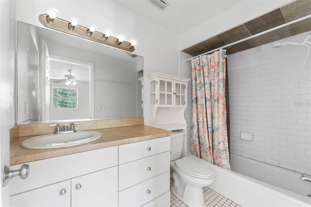 2418 N LINKS AVENUE, Sarasota, FL 34234