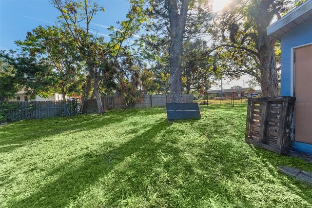 2418 N LINKS AVENUE, Sarasota, FL 34234