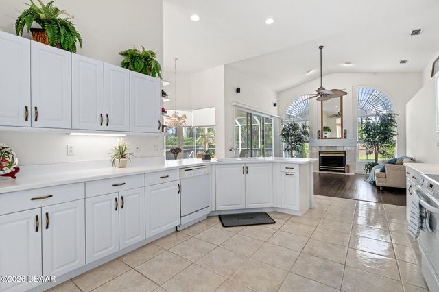 43 Gale Lane, Ormond Beach, FL 32174