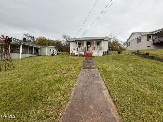 2228 Netherland Inn Road, Kingsport, TN 37660