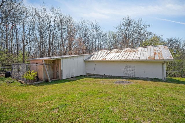 1260 Coconut Ridge Rd, Smithville, TN 37166