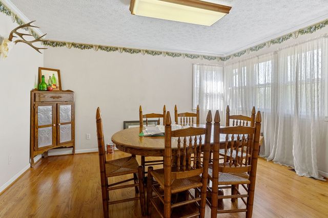 1260 Coconut Ridge Rd, Smithville, TN 37166