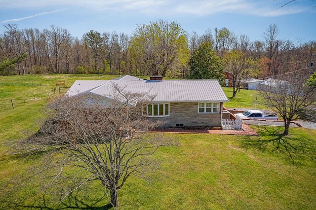 1260 Coconut Ridge Rd, Smithville, TN 37166