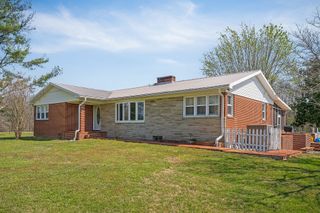 1260 Coconut Ridge Rd, Smithville, TN 37166
