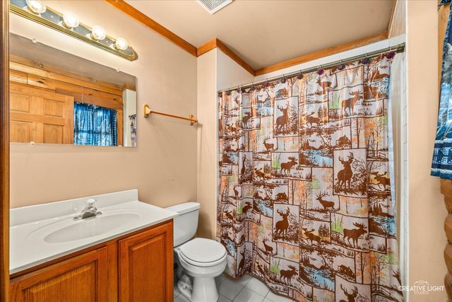 122 Belle Rive Drive, Millington, IL 60537