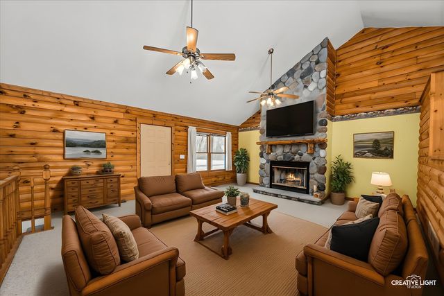 122 Belle Rive Drive, Millington, IL 60537