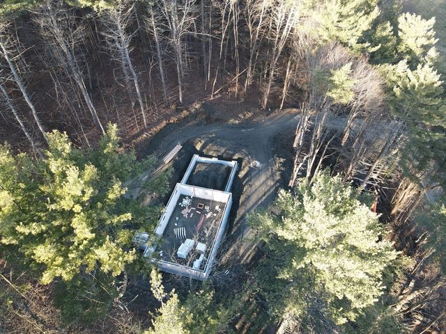 56 Brattleboro Rd, Bernardston, MA 01337