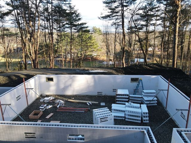 56 Brattleboro Rd, Bernardston, MA 01337