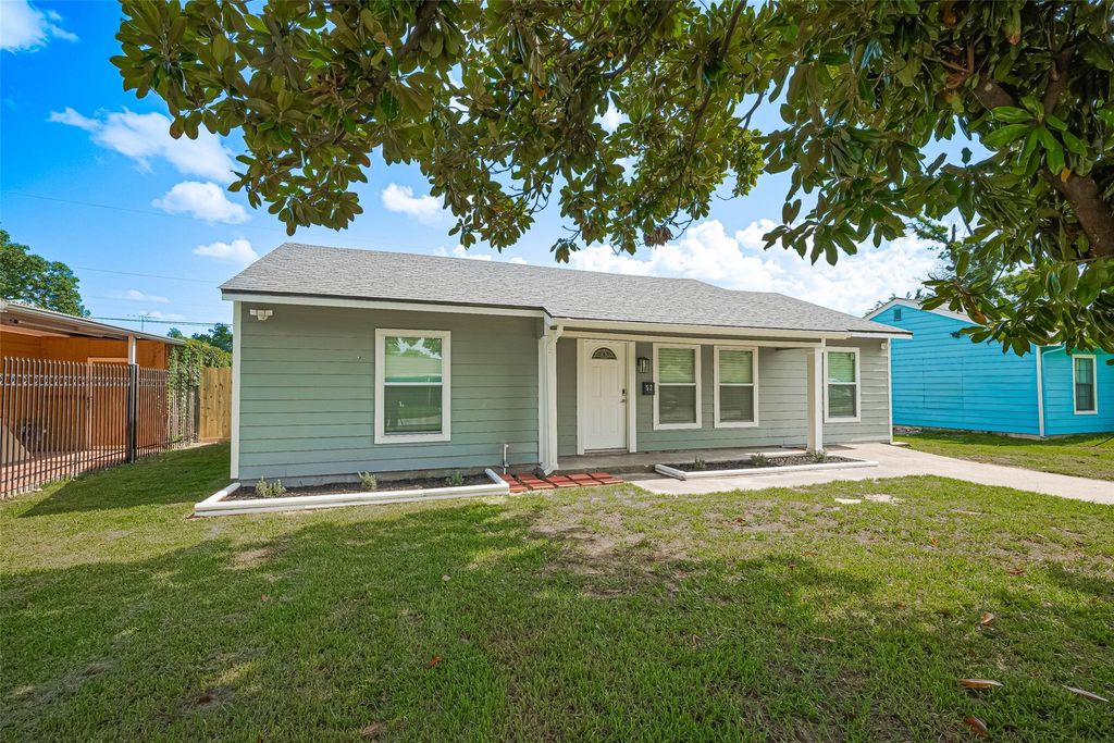 52 Penway Street, Houston, TX 77022