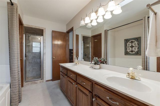 10021 Dover Drive, Yukon, OK 73099