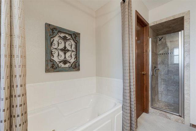 10021 Dover Drive, Yukon, OK 73099