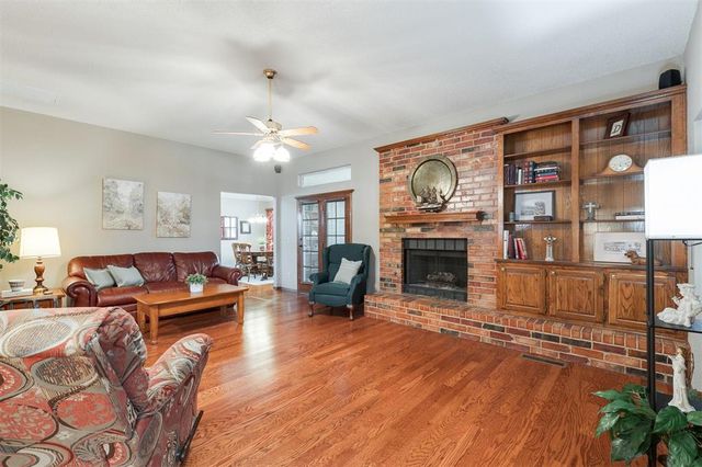 10021 Dover Drive, Yukon, OK 73099