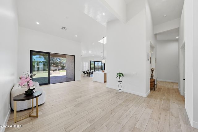 5347 N 106TH Avenue, Glendale, AZ 85307