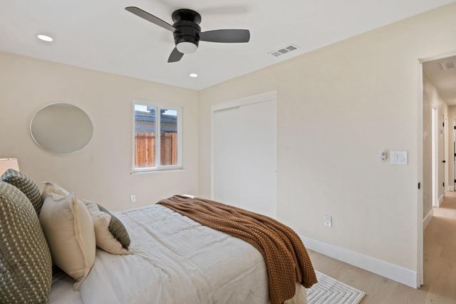 5900 69th St, Sacramento, CA 95824