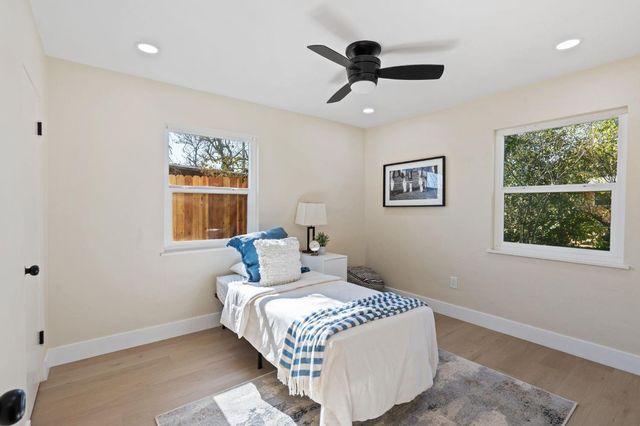 5900 69th St, Sacramento, CA 95824