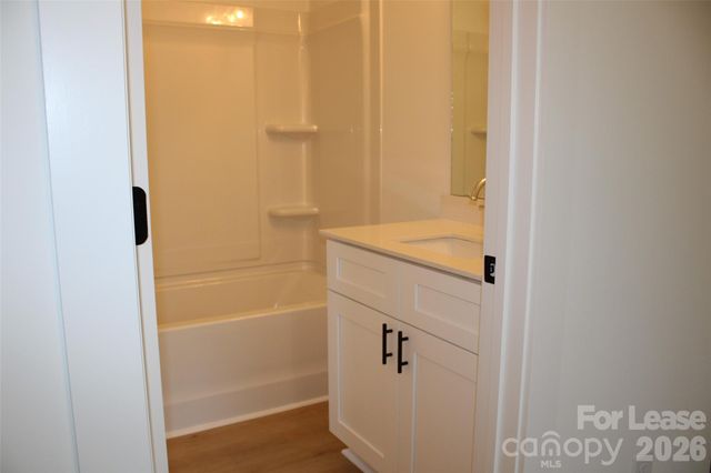 562 W Park Avenue A, Mooresville, NC 28115