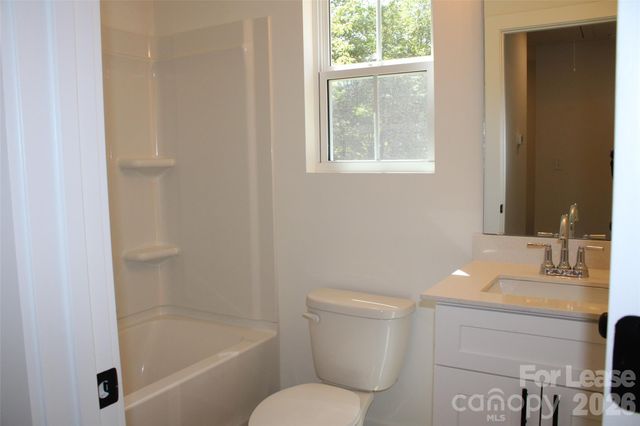 562 W Park Avenue A, Mooresville, NC 28115
