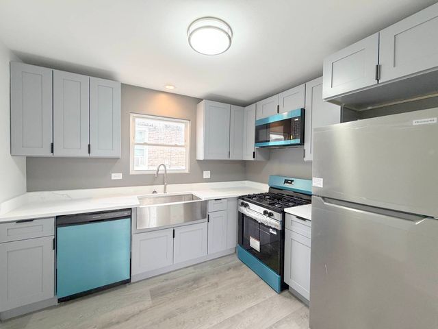 11361 S Racine Avenue, Chicago, IL 60643