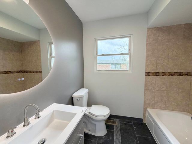 11361 S Racine Avenue, Chicago, IL 60643