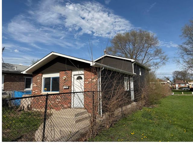 11361 S Racine Avenue, Chicago, IL 60643