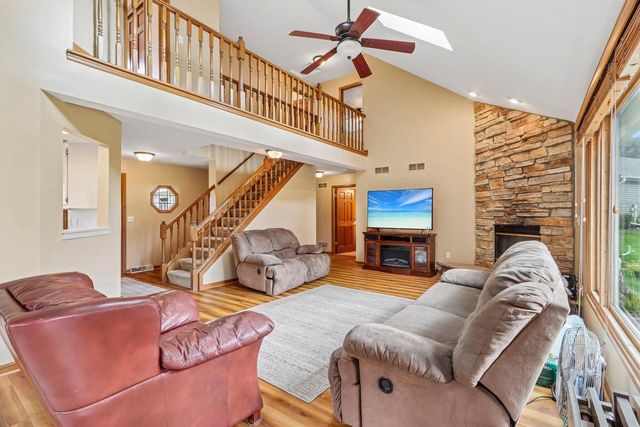 N103W17395 Whitetail RUN, Germantown, WI 53022