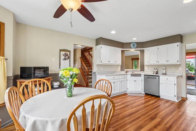 N103W17395 Whitetail RUN, Germantown, WI 53022