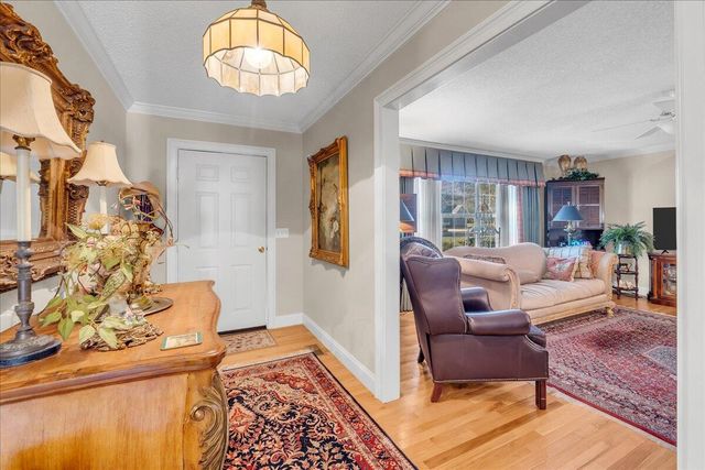 826 Oak Lawn Drive, Jasper, TN 37347