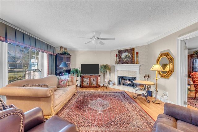 826 Oak Lawn Drive, Jasper, TN 37347