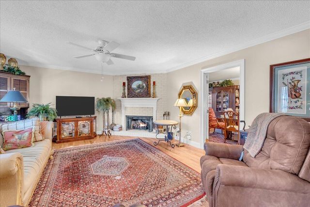 826 Oak Lawn Drive, Jasper, TN 37347