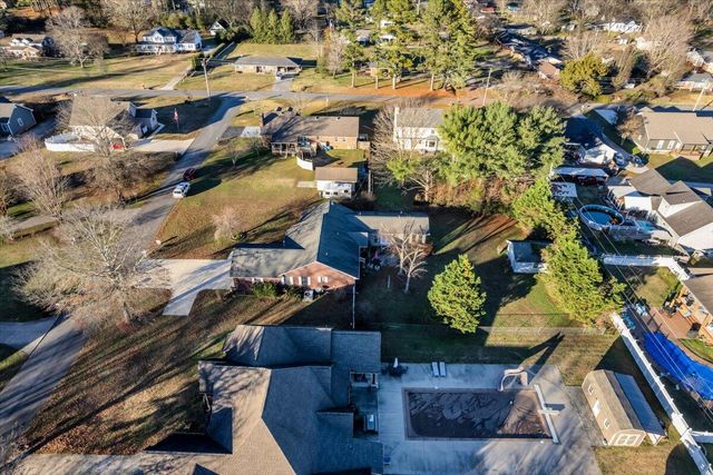 826 Oak Lawn Drive, Jasper, TN 37347