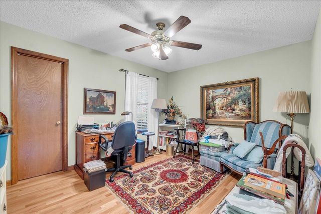 826 Oak Lawn Drive, Jasper, TN 37347