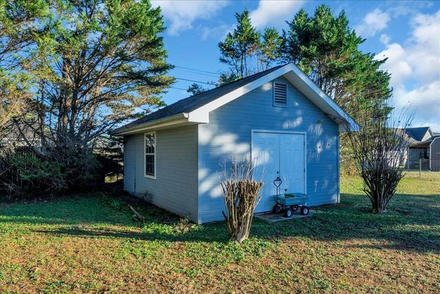 826 Oak Lawn Drive, Jasper, TN 37347