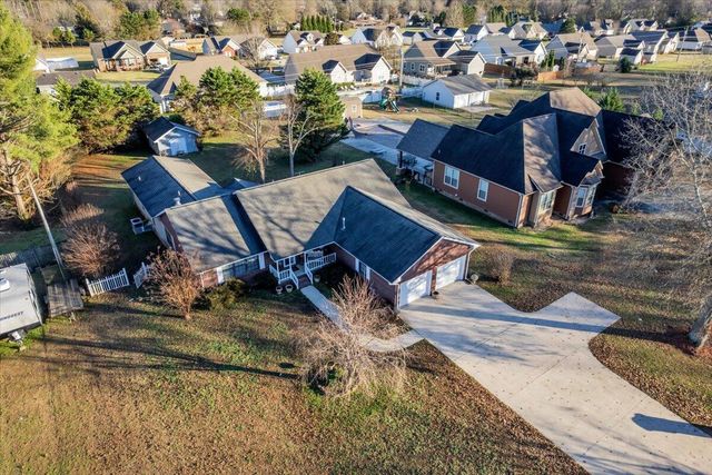 826 Oak Lawn Drive, Jasper, TN 37347