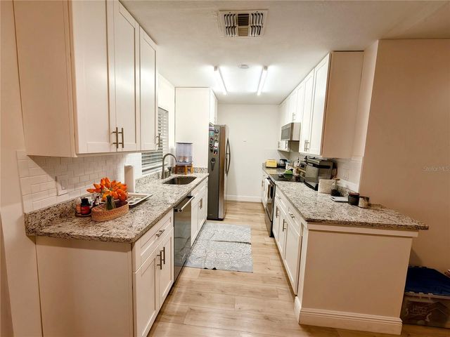 49 W MARBRISA WAY, Kissimmee, FL 34743