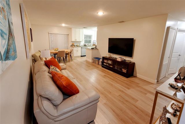 49 W MARBRISA WAY, Kissimmee, FL 34743