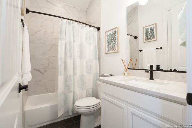542 Private Road 3702, San Antonio, TX 78253