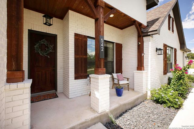 542 Private Road 3702, San Antonio, TX 78253