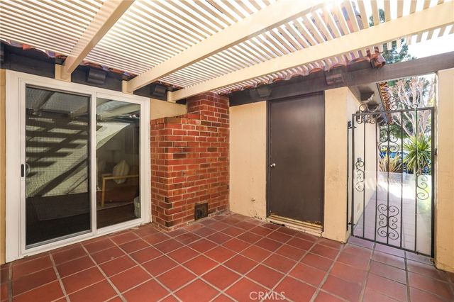 3058 Club House Road, Costa Mesa, CA 92626