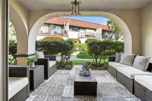 3058 Club House Road, Costa Mesa, CA 92626