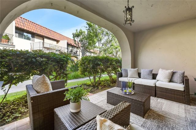 3058 Club House Road, Costa Mesa, CA 92626