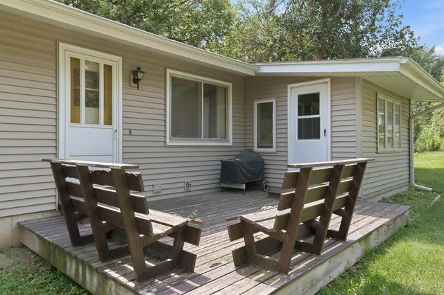 6 Barron Court, Madison, WI 53705