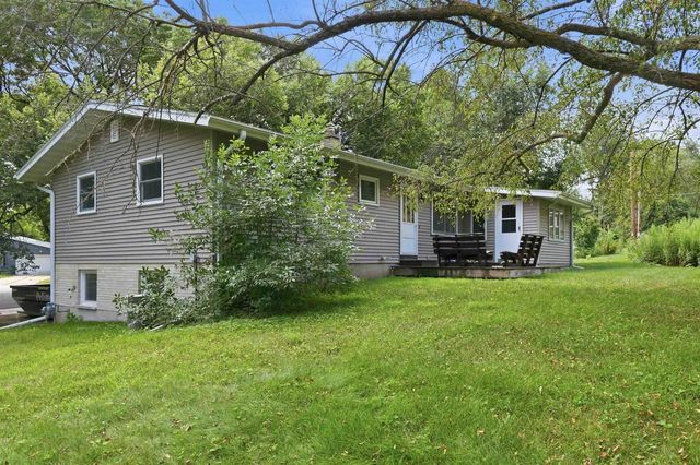 6 Barron Court, Madison, WI 53705