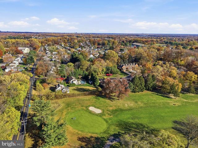 2818 MILL CREEK RD, Wilmington, DE 19808