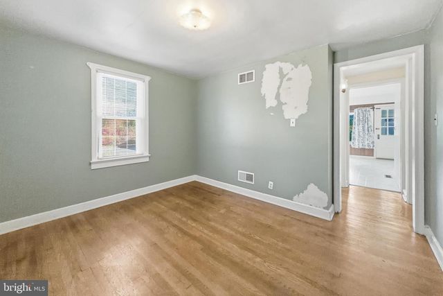 2818 MILL CREEK RD, Wilmington, DE 19808