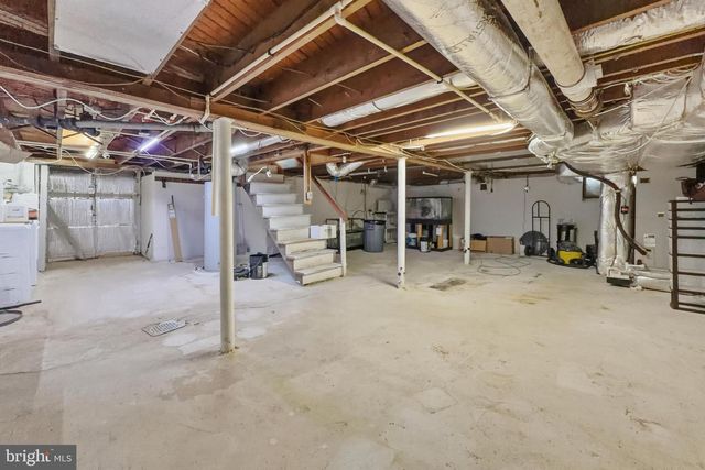 2818 MILL CREEK RD, Wilmington, DE 19808