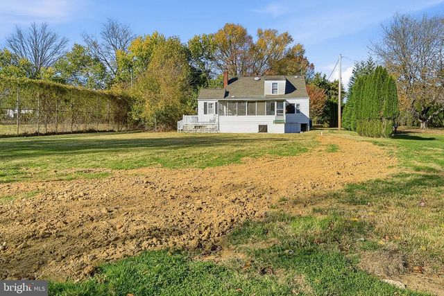 2818 MILL CREEK RD, Wilmington, DE 19808